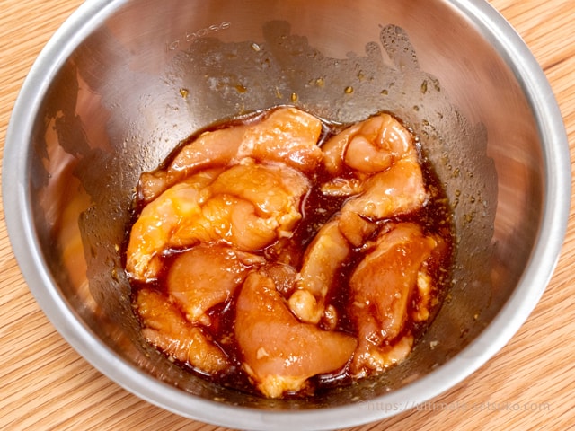 ノンフライヤーでカリカリのから揚げを作る方法！唐揚げ粉なしの方が