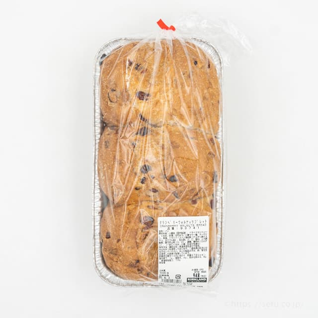 コストコベーカリー新作！クランベリーウォルナッツブレッドは優しい甘さとクルミの香ばしさが美味しいパン