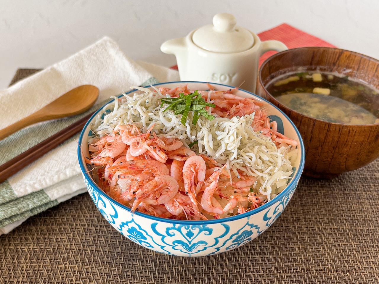 じゃこと桜えび丼