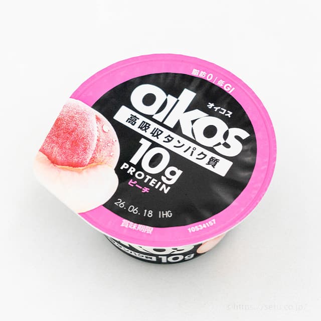 【コストコ新商品】オイコスのピーチ味が新登場！甘さ控えめ&果肉入りの桃ソースで激ウマ