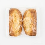 コストコ新作ベーカリーはローストガーリックチーズブレッド!ニンニク感ありなパンチの効いたソフトフランスパン