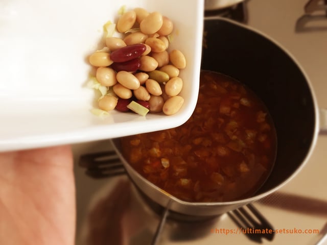 オニオン香るざくざく食感のミネストローネ