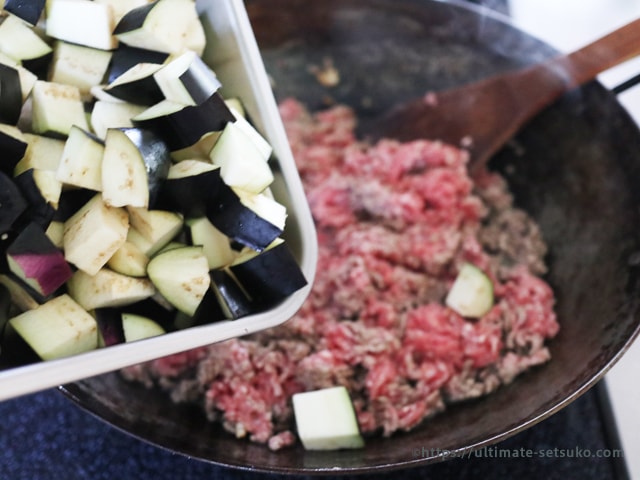 コストコさくらどり挽肉をたっぷり使った野菜の甘甘キーマカレー